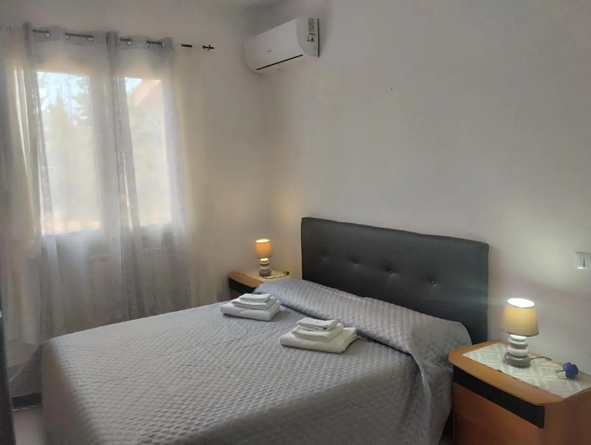 Casa de Férias Da Maurizio E Luisa Vila Castiadas